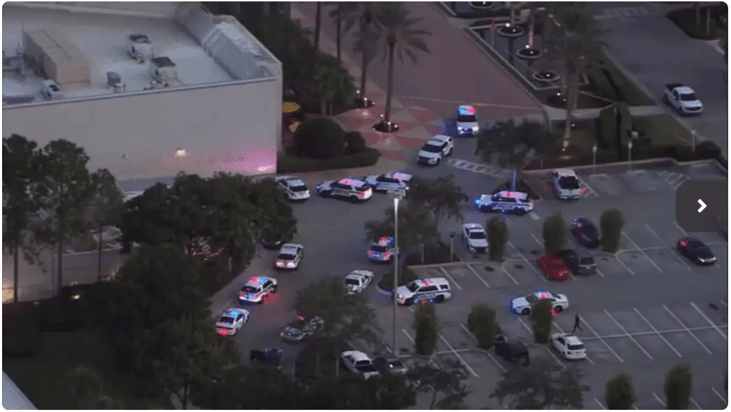 A picture containing outdoor

Description automatically generated