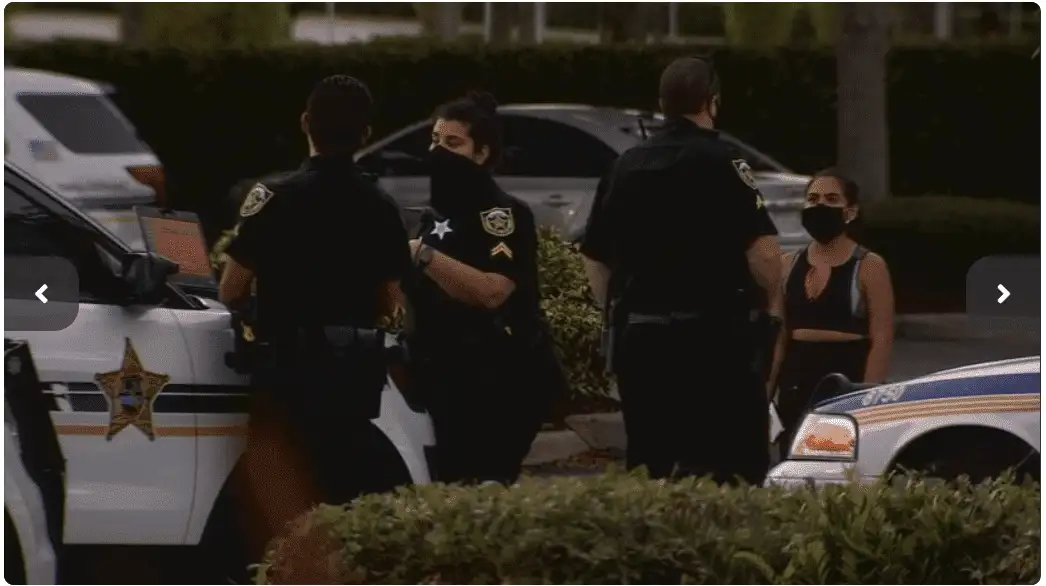 A picture containing person

Description automatically generated