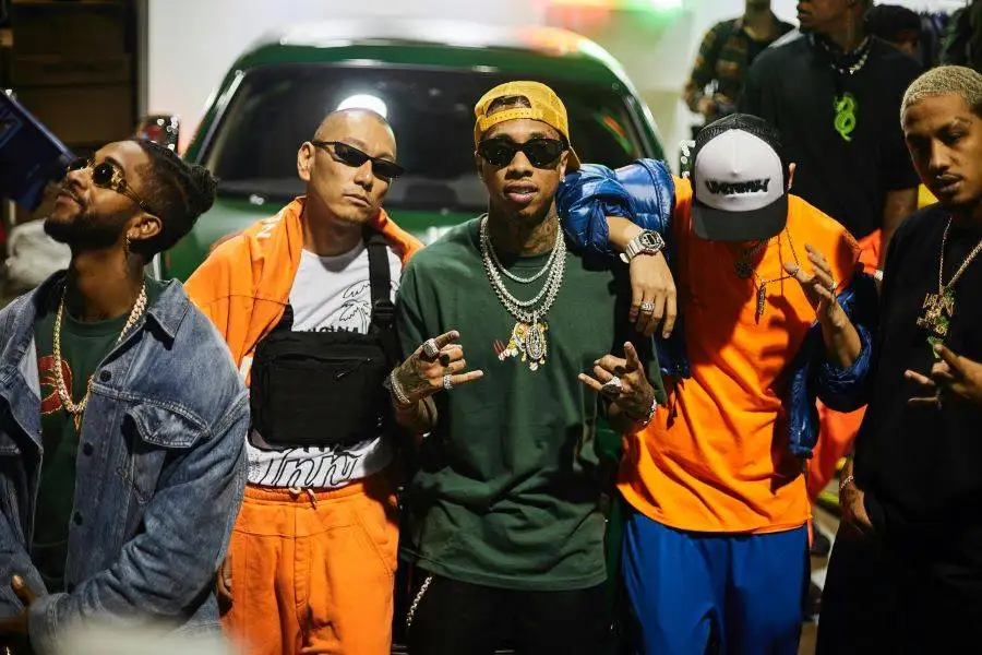 dom-hill-0wMLZNbE8Ac-unsplash-min