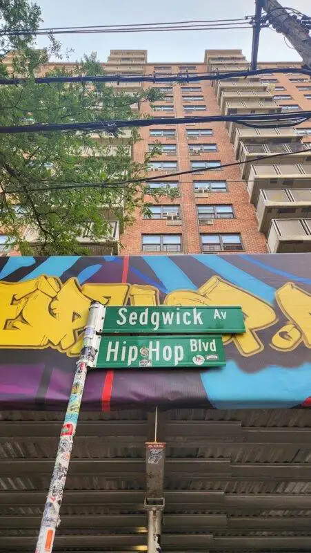 hip hop blvd